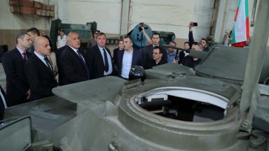 Борисов: При модернизирането  на военна техника искаме да бъдат ангажирани българските учени 
