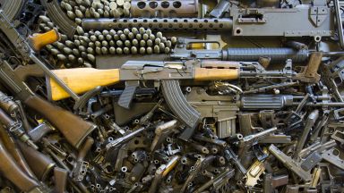 Голямата битка САЩ срещу Русия на оръжейния пазар продължава