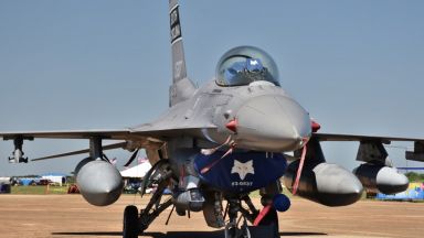 Гърция модернизира изтребителите си Ф-16