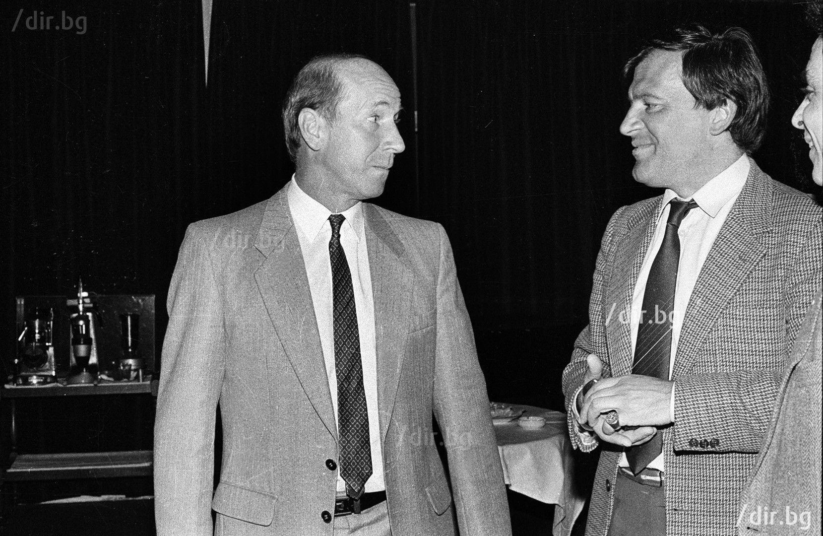 С великия Боби Чарлтън, който е на частно посещение у нас. Снимка: ИВАН ГРИГОРОВ