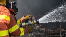 МВР предупреди за опасност от пожари. Търсят се 250 огнеборци и спасители