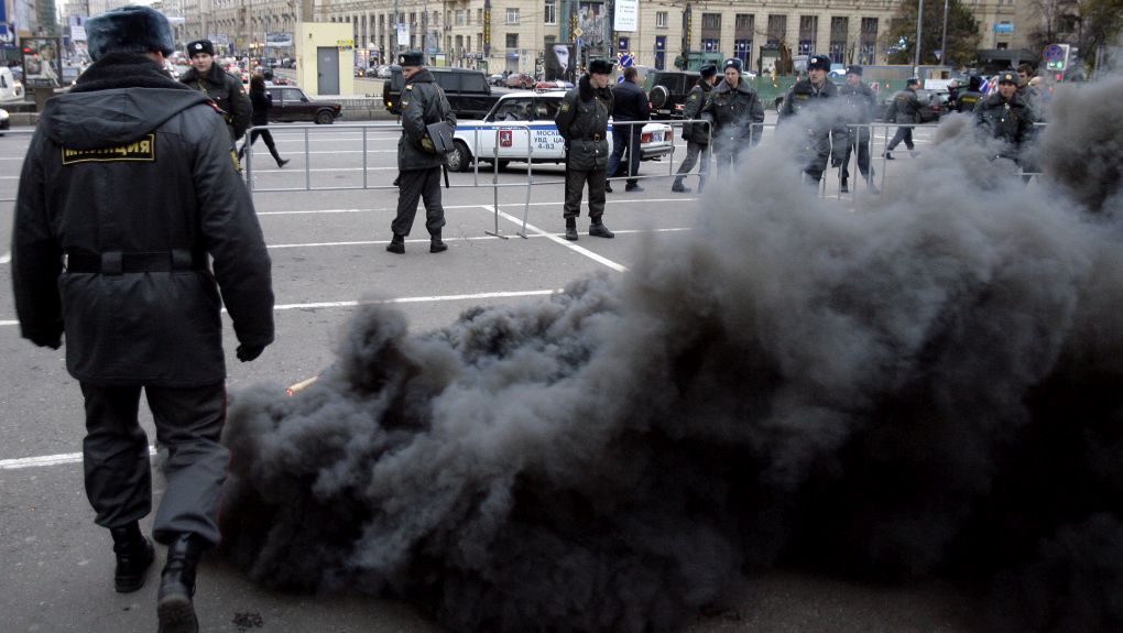 И сега руските власти вземат сериозни мерки срещу протестиращите срещу властта