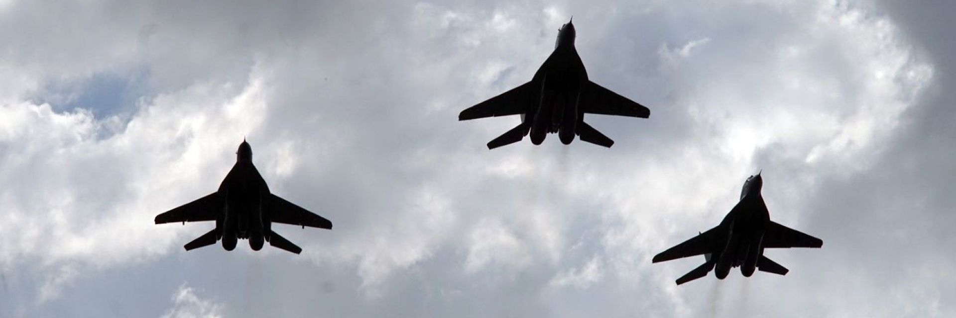 Показаха кадри от кокпита на един от изтребителите за парада (видео)