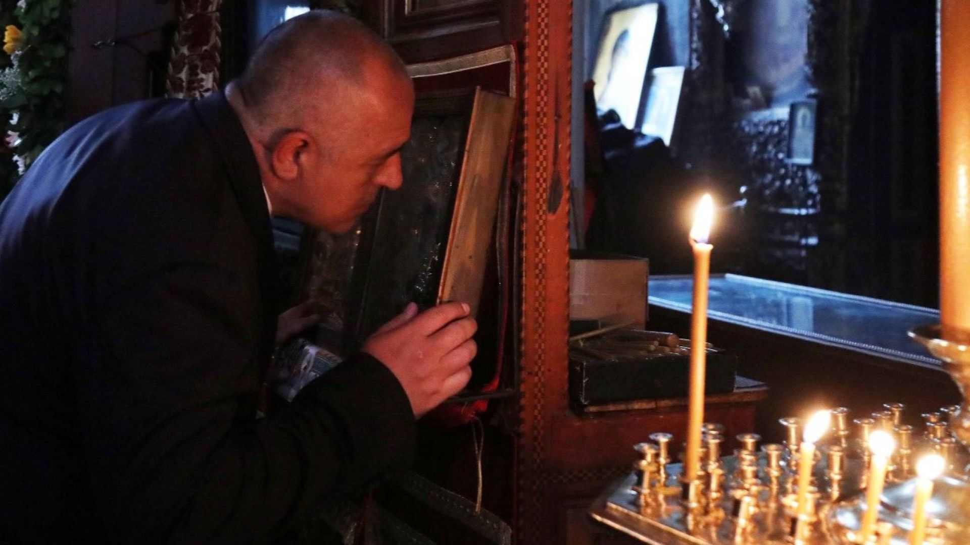 Борисов в Атон: Кабинетът винаги ще подкрепя Църквата