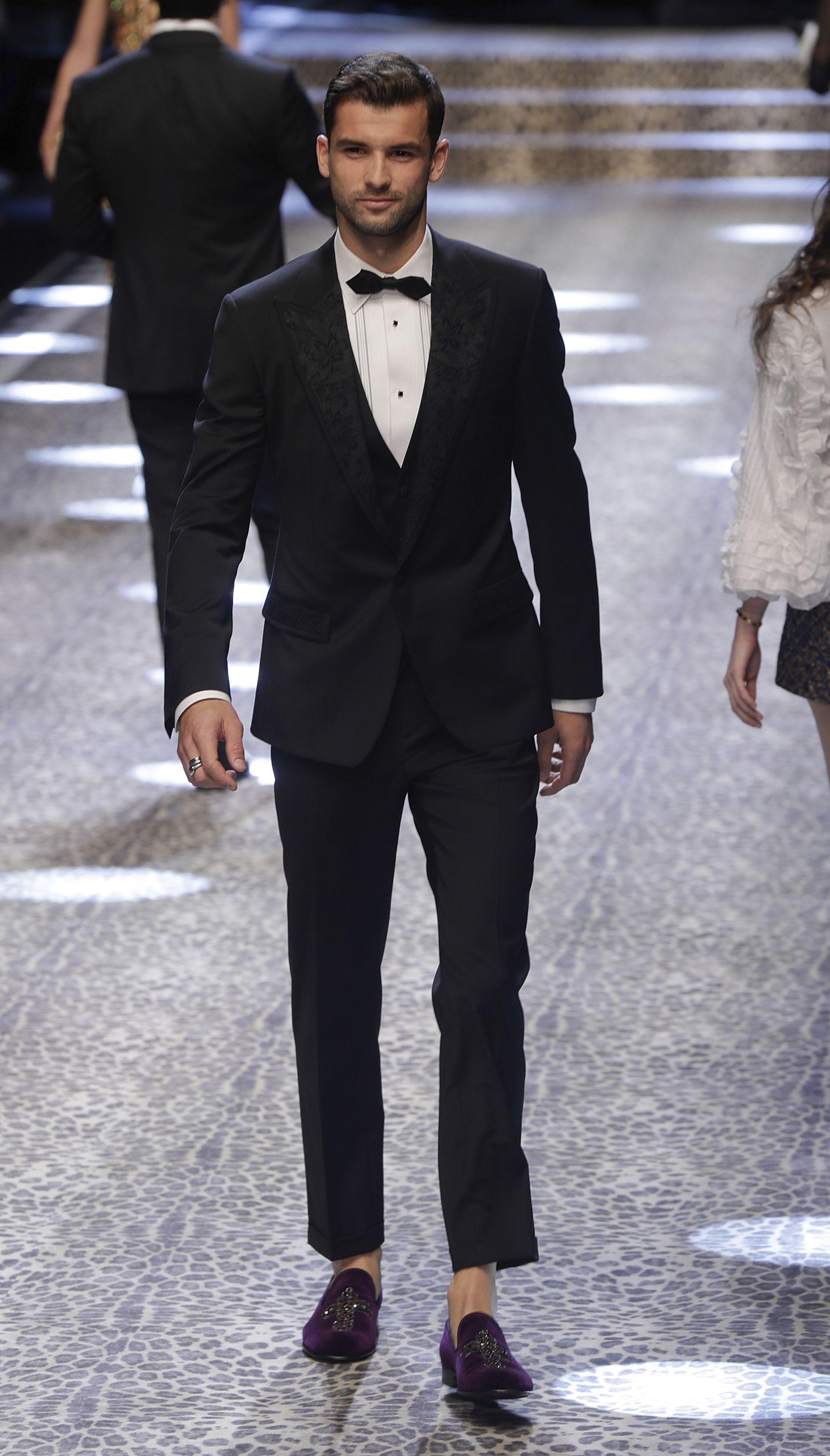 Григор Димитров дефилира за Dolce&Gabbana през 2017 г.