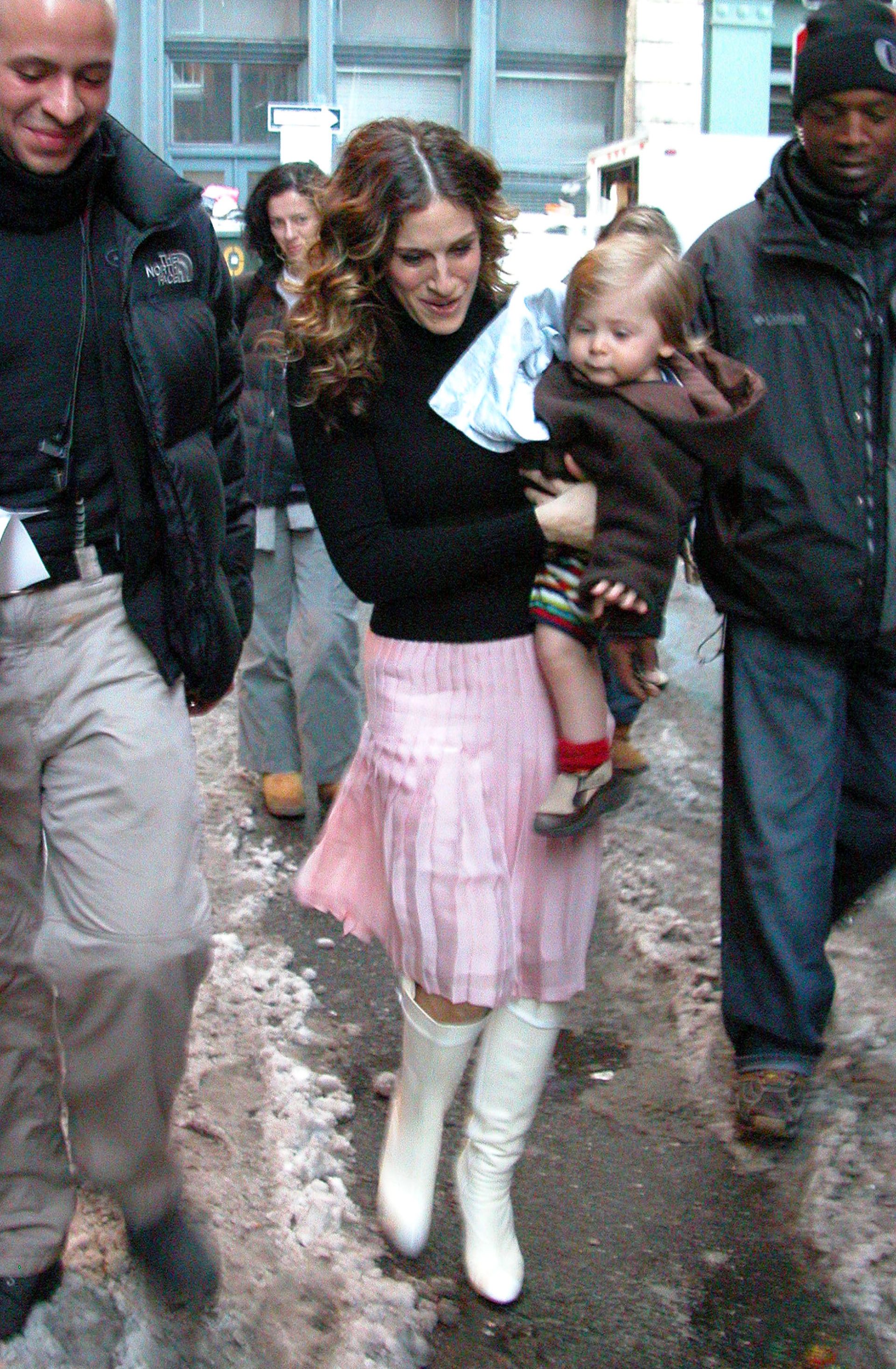Сара Джесика Паркър със сина си през 2004