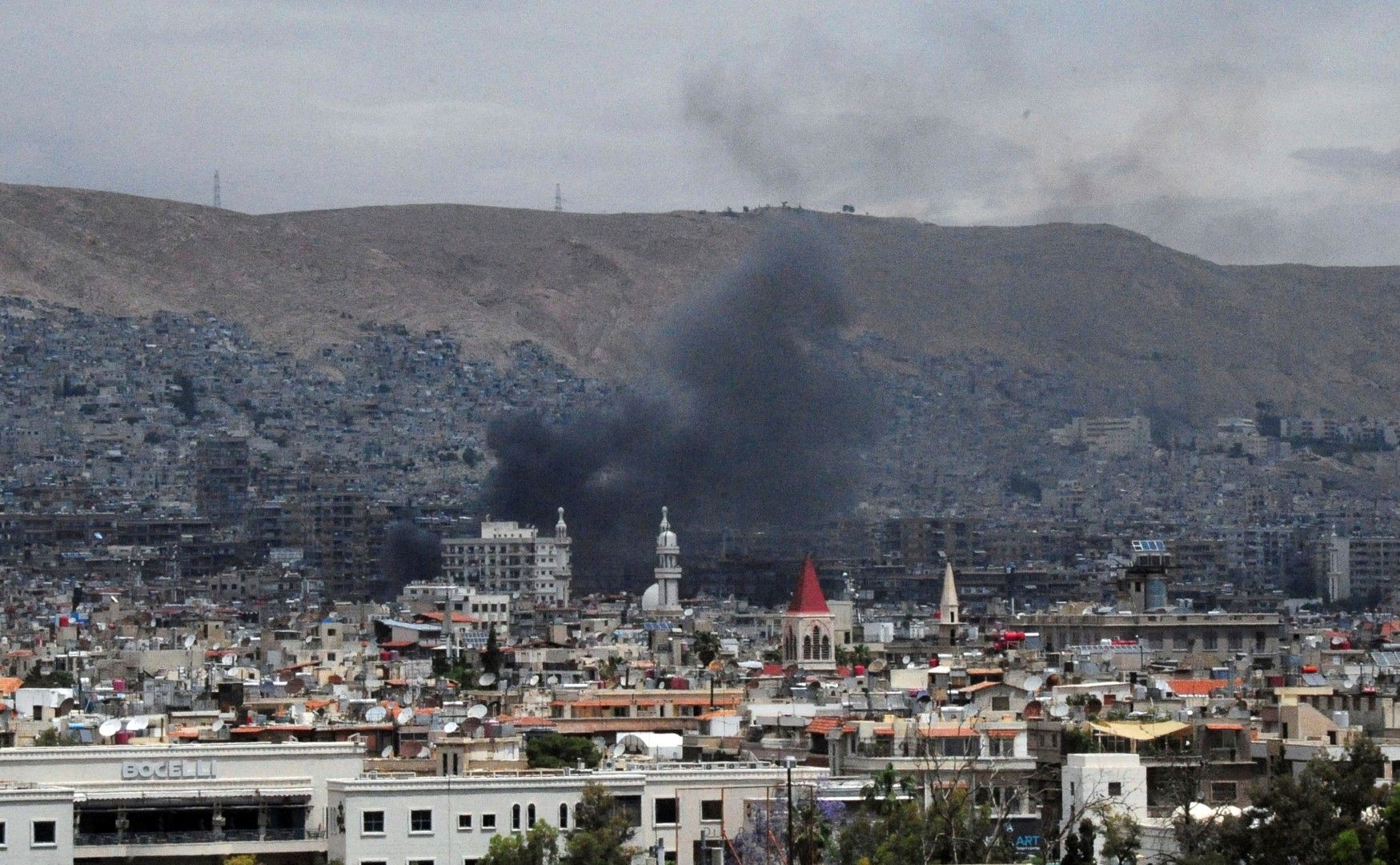 Израелски ракети са ударили обекти край Дамаск, контролирани от иранци