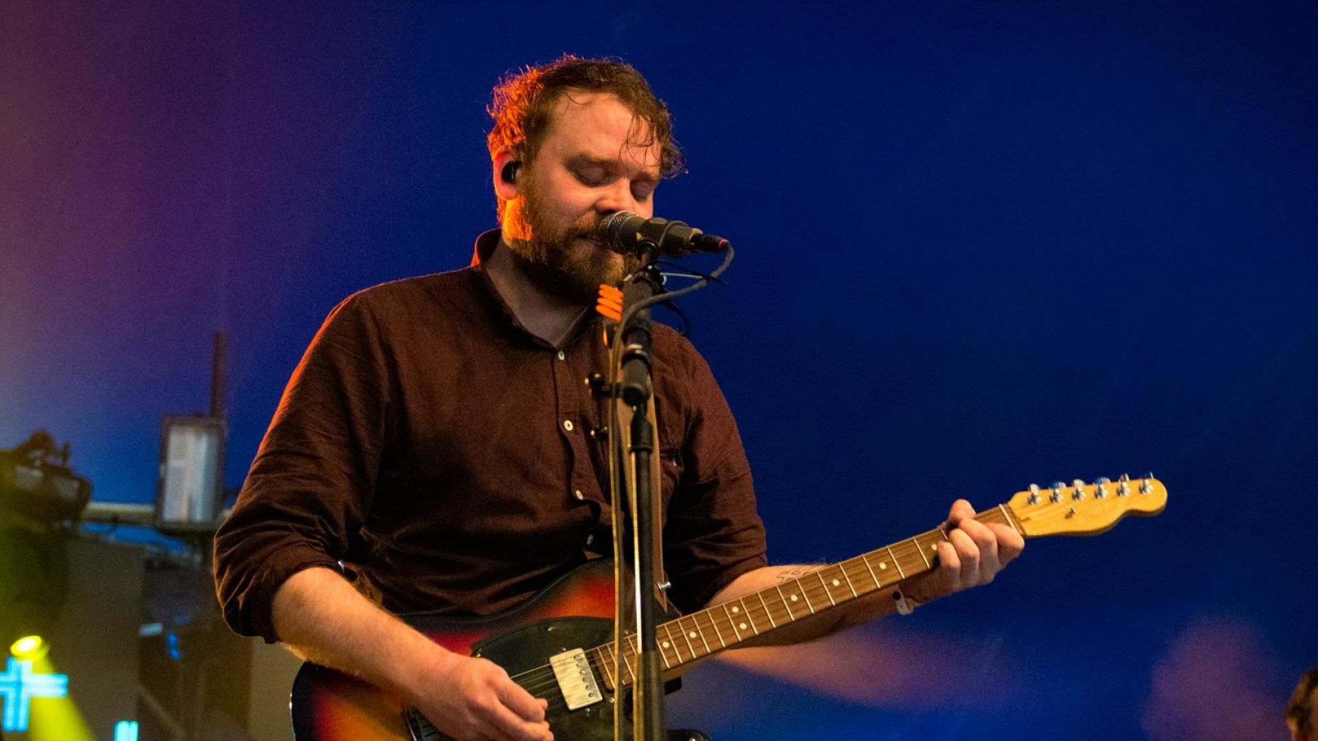 Скот Хътчинсън от групата Frightened Rabbit е открит мъртъв