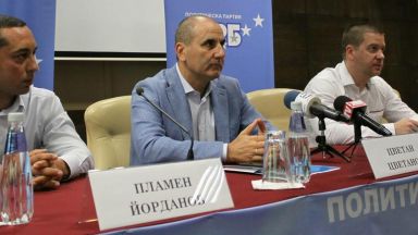Цветан Цветанов : Предсрочни парламентарни избори не стоят на дневен ред