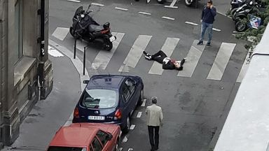 Името на парижкия терорист от чеченски произход е Хамзат Азимов