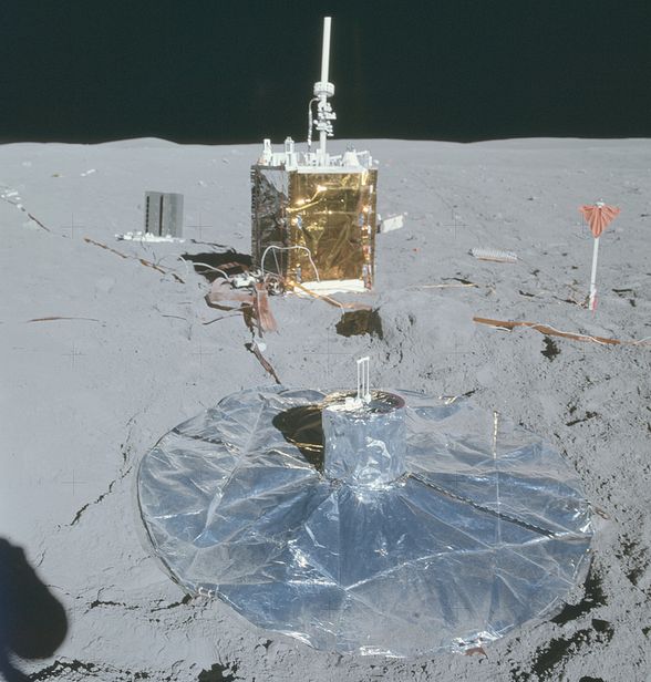 Снимка от мисиите "Аполо"