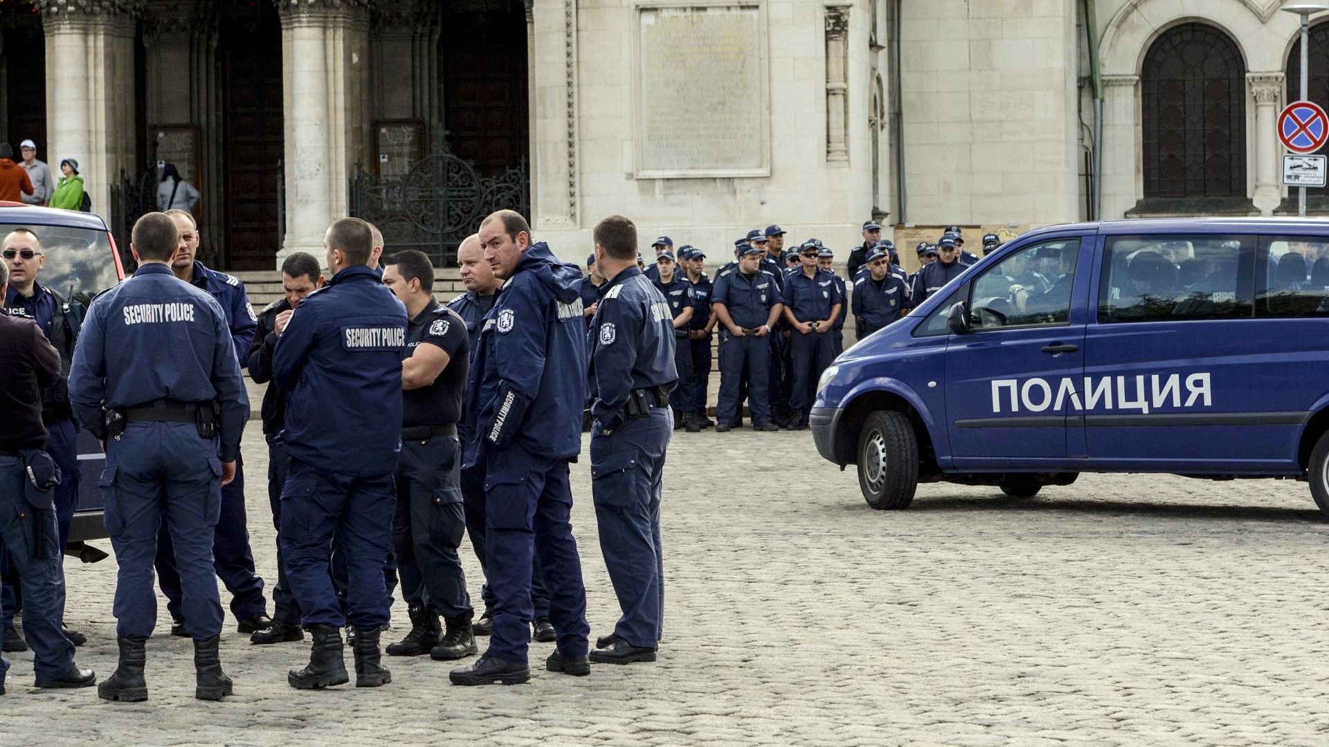 Спешно назначават още полицаи в Ботевград след случая "Пелов"