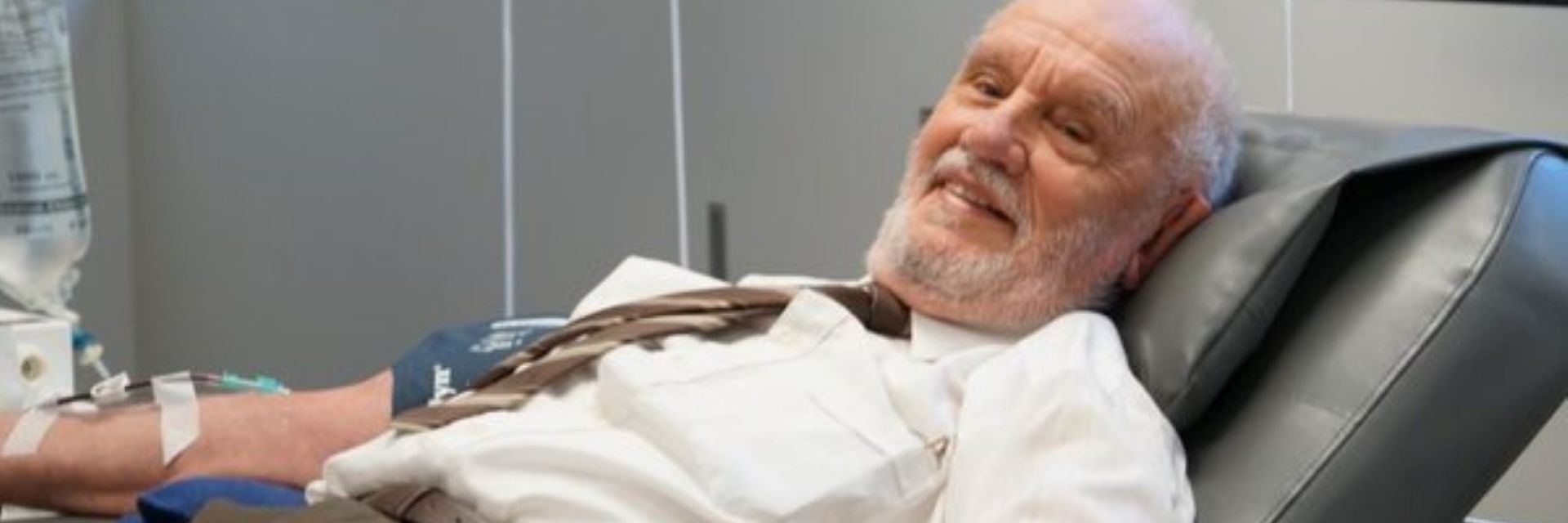 Човекът със златната ръка дари кръв за последен път