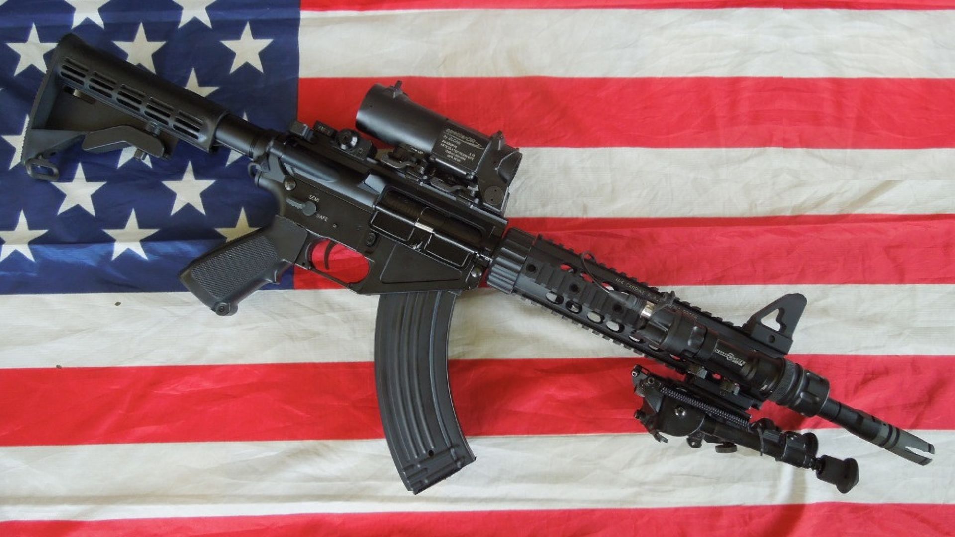 АК-47 и М-16, смесени в едно (снимки)