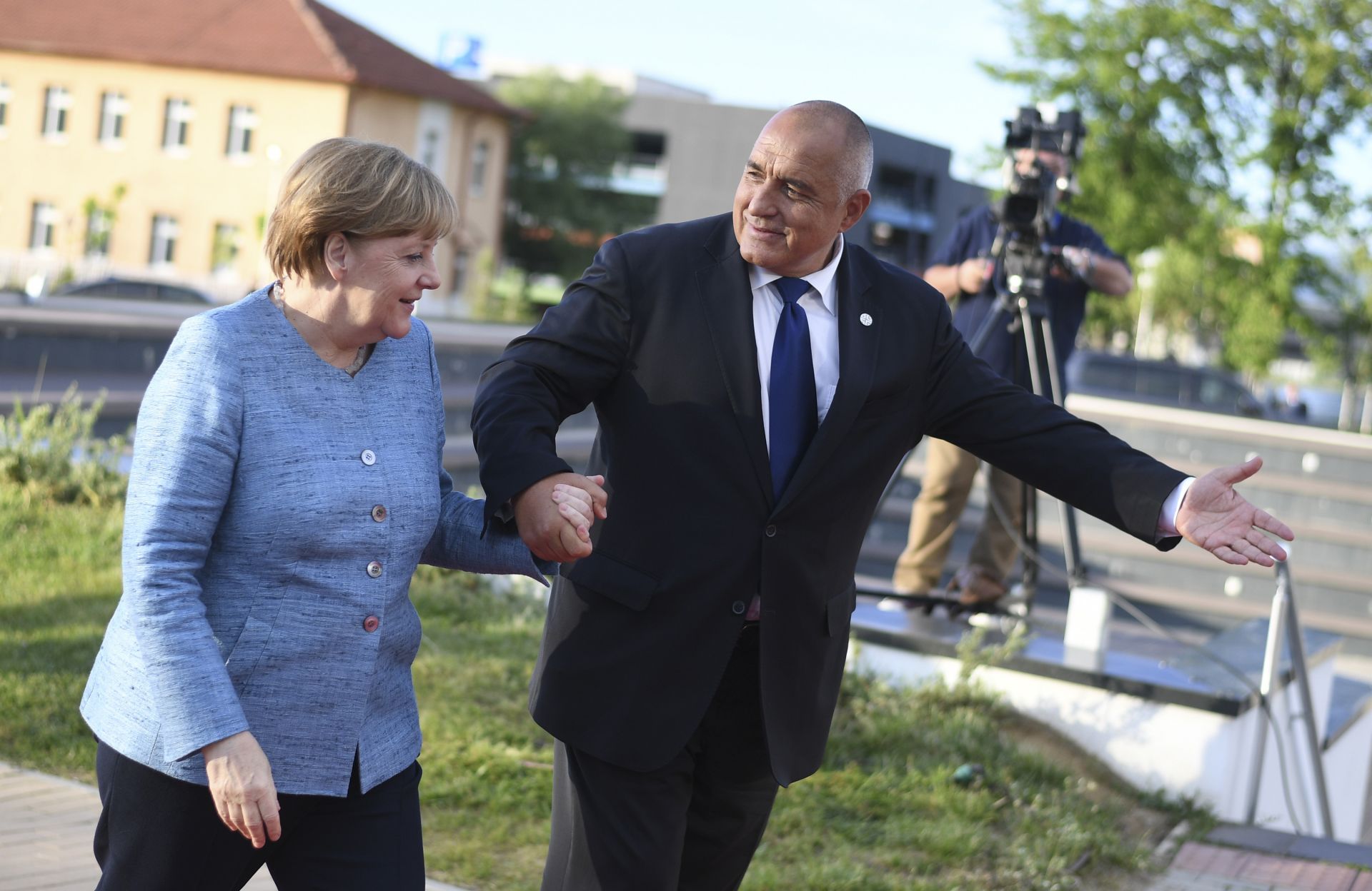 Бойко Борисов посреща Ангела Меркел в София