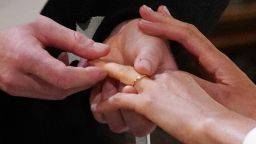 8 двойки ще се венчаят в Пловдив на Свети Валентин