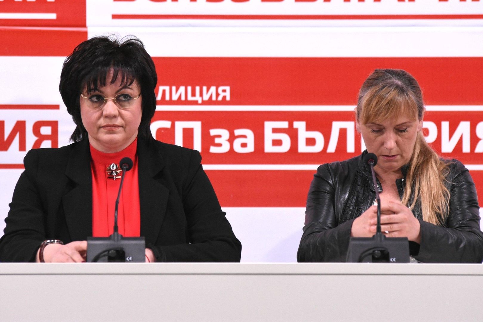 Кръстосан огън: Фалшива новина ли е "кум гейт"?
