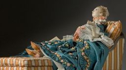 Портретни кукли на исторически личности конкурират восъчните фигури на мадам Тюсо