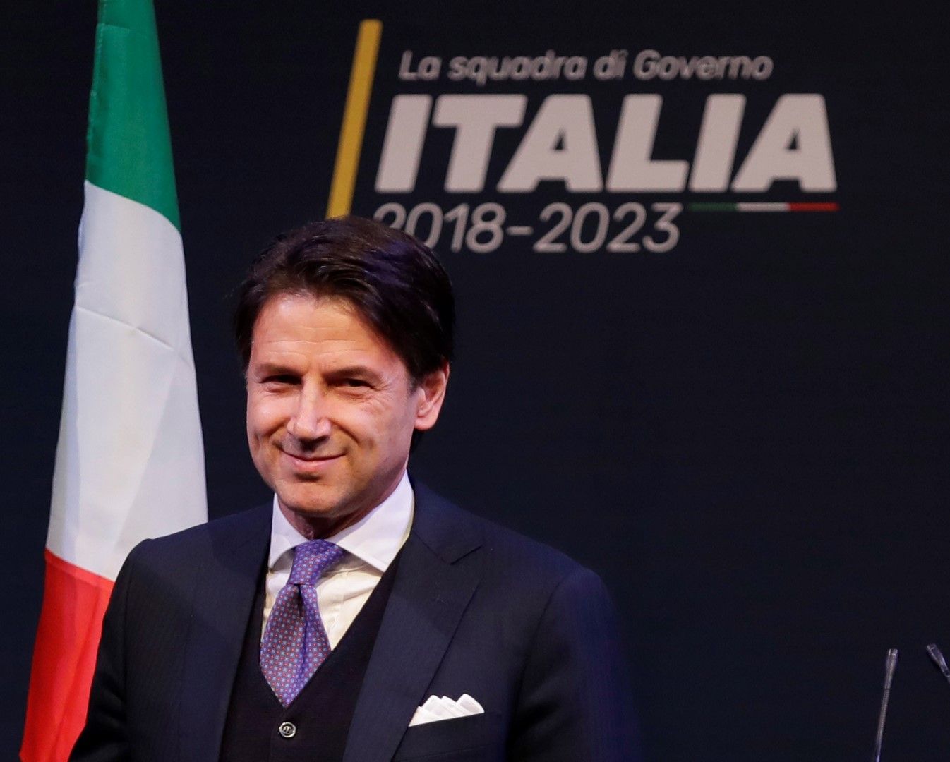Джузепе Конте - номиниран за премиет на Италия от двете партии Лига и "5 звезди"