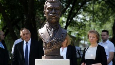 Борисов откри паметник на Иван Вазов в Хърватия