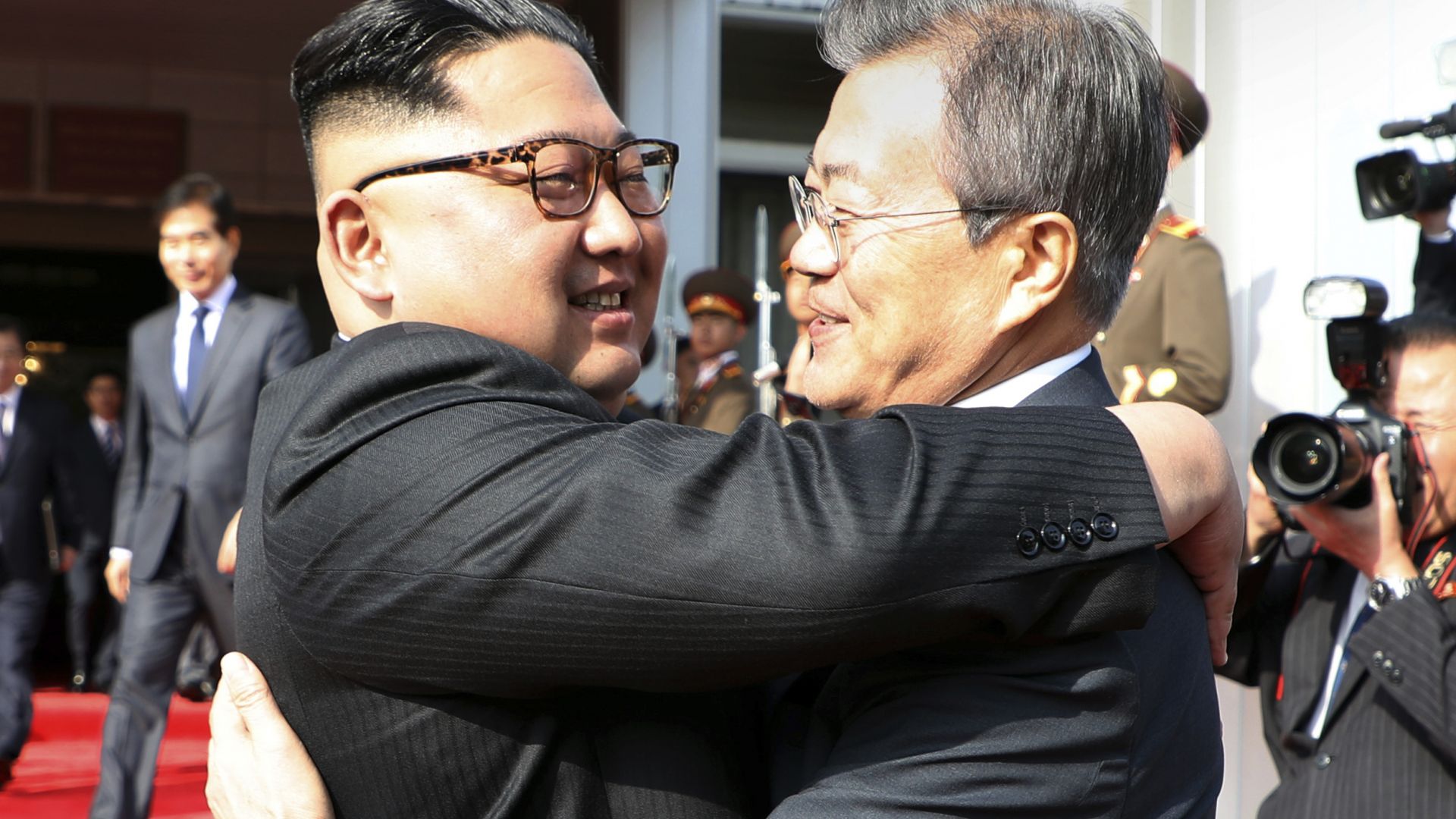 Спешна среща на лидерите на двете Кореи
