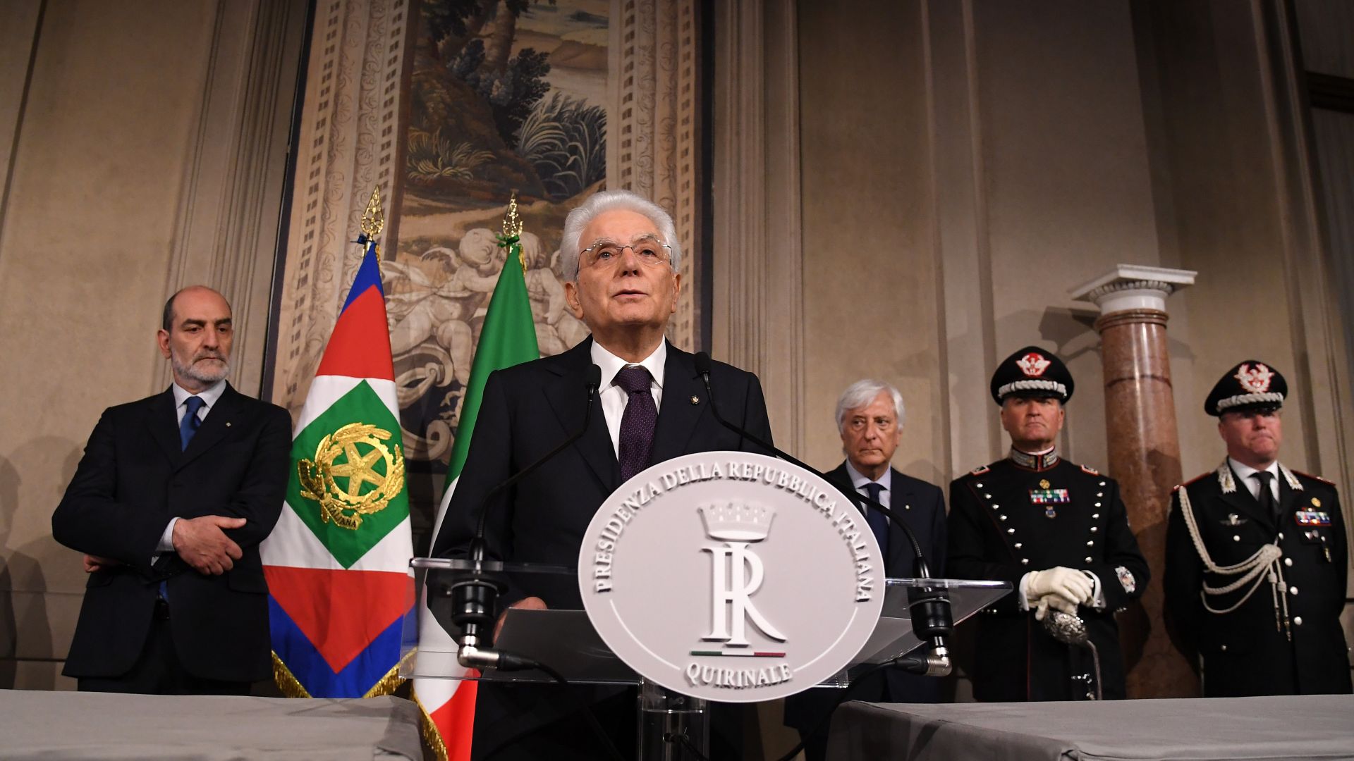 Политическата криза в Италия се задълбочава 