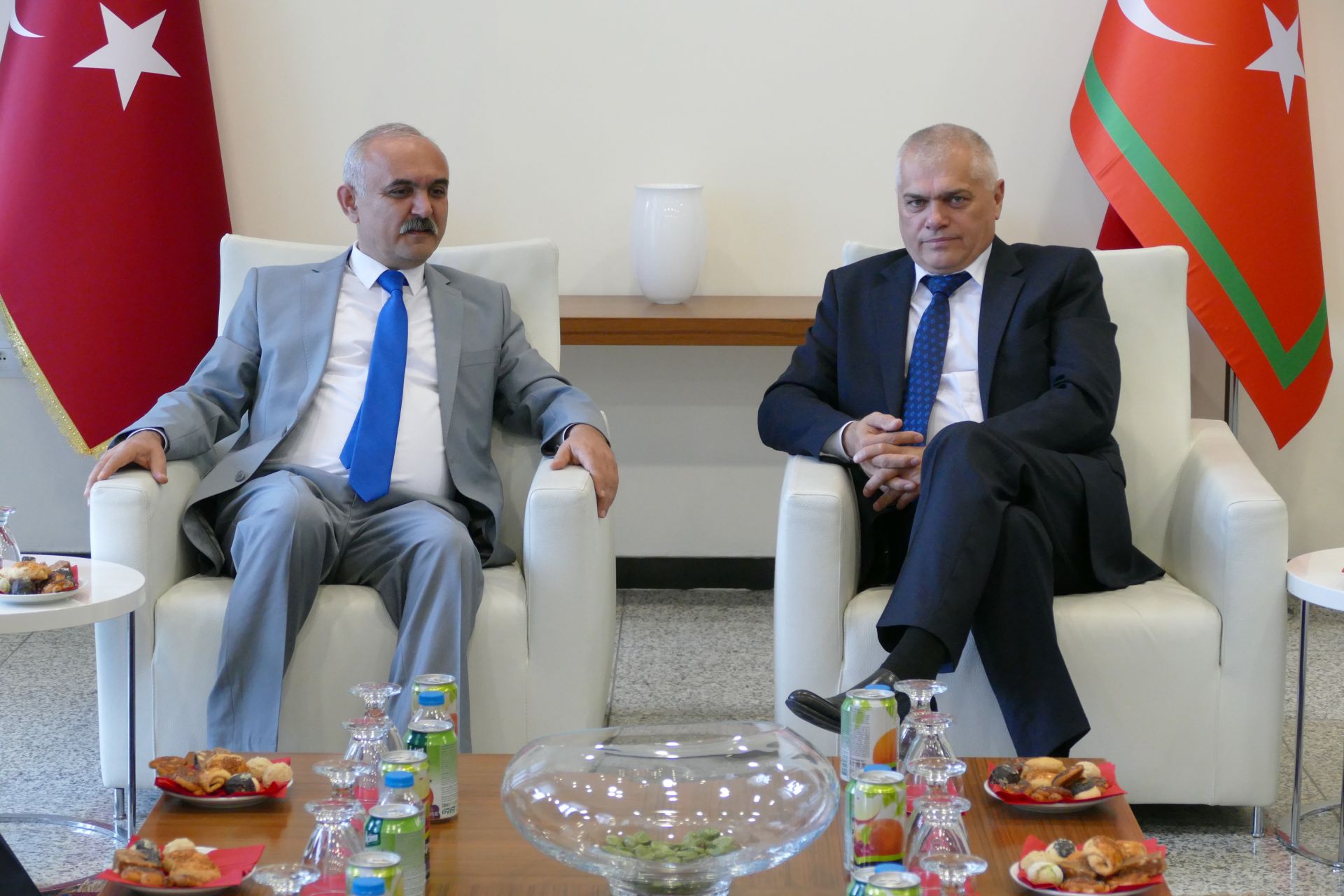 Двамата министри разговаряха в Одрин, където, в рамките на Българското европредседателство, се проведе конференция на тема "Гранична сигурност и сътрудничество"