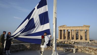 Гърция изпада в транспортна парализа