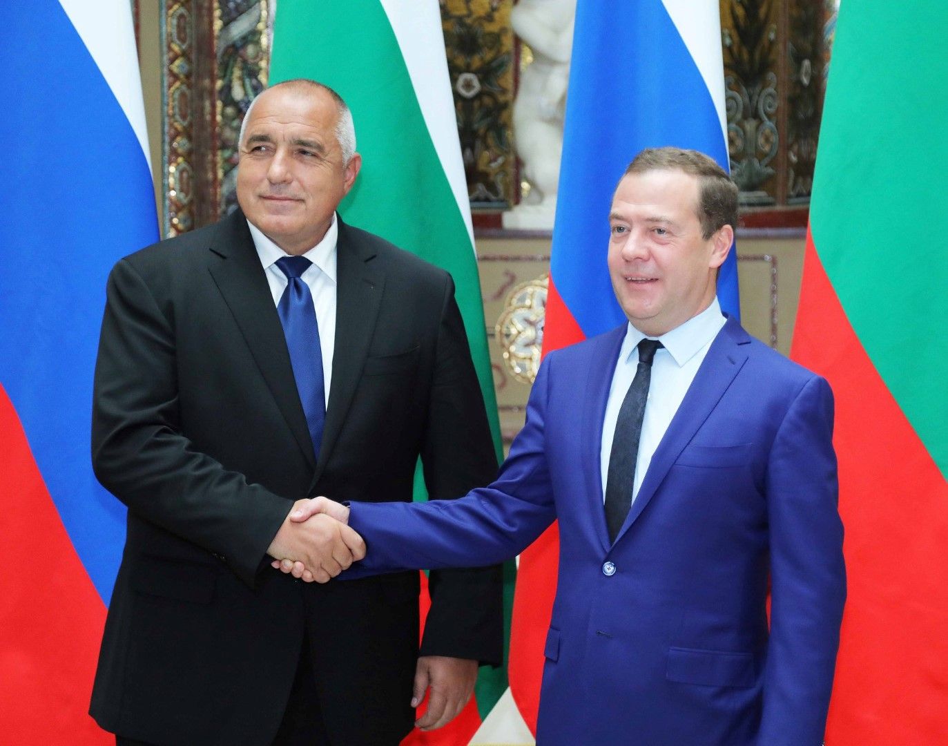Бойко Борисов беше посрещнат в Москва от Дмитрий Медведев