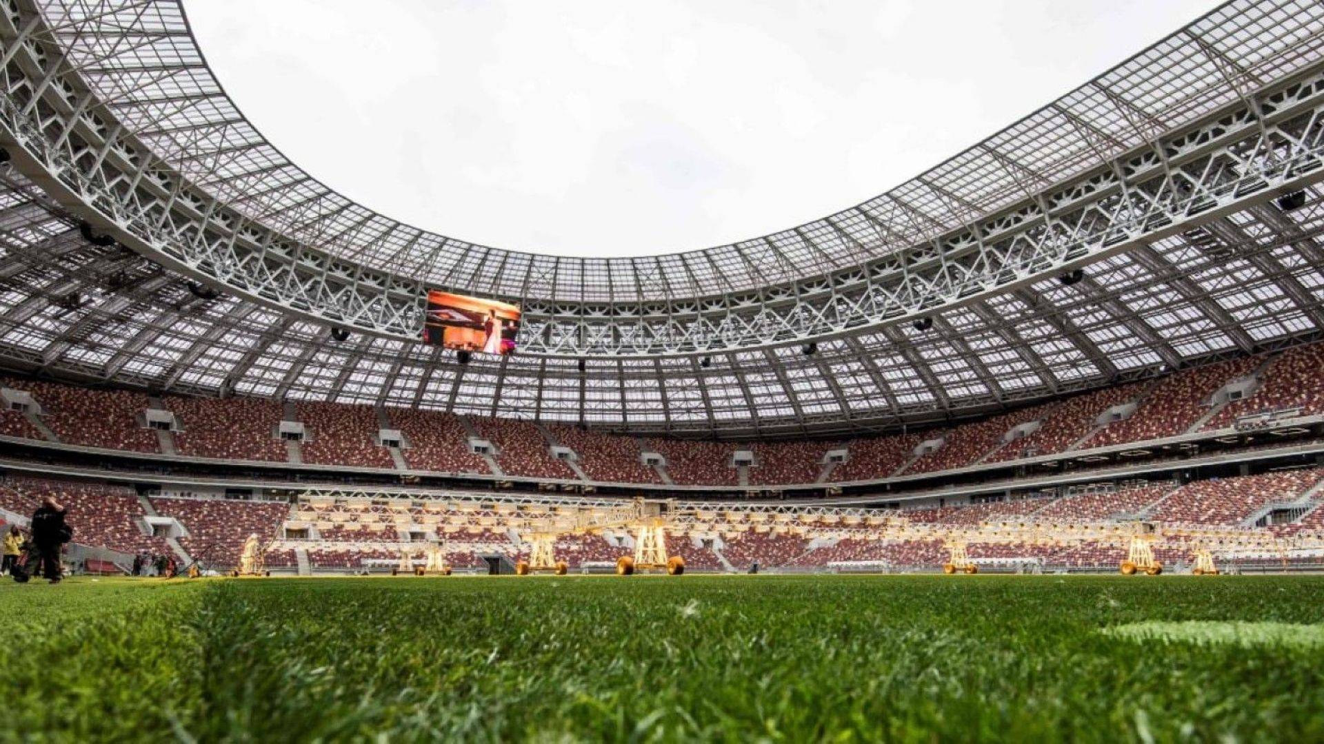 Световното по футбол с млък принос за руската икономика