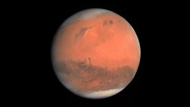 Марс днес е най-близо до Земята от 2003 г.