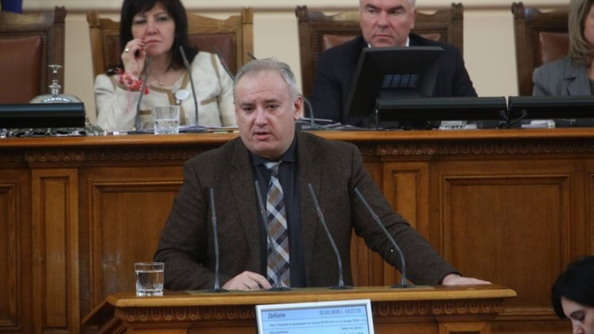 Атанас Костадинов: За АЕЦ "Белене" се говори политически, но не и икономически