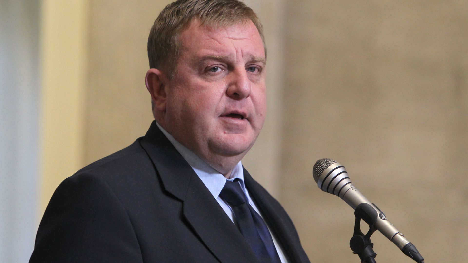 Продължавам да съм привърженик при такива доказани зверски престъпления да