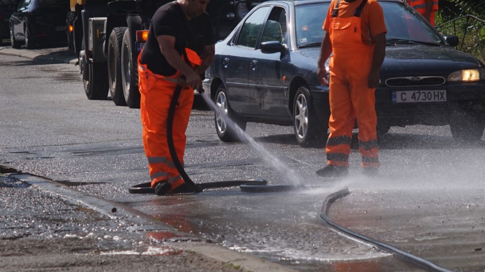 От понеделник започва миене на централни улици и булеварди в