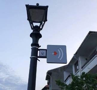 Benet (beacon network) е иновативна система, включена към проекта за улично осветление