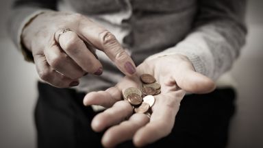 Финансисти: Пенсионната ни система е неработеща, трябват реформи