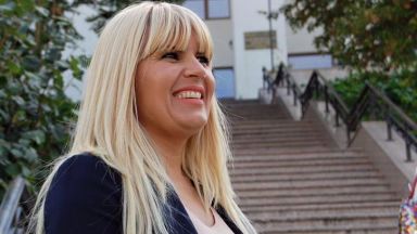 Бивша румънска министърка окончателно осъдена на 6 години затвор