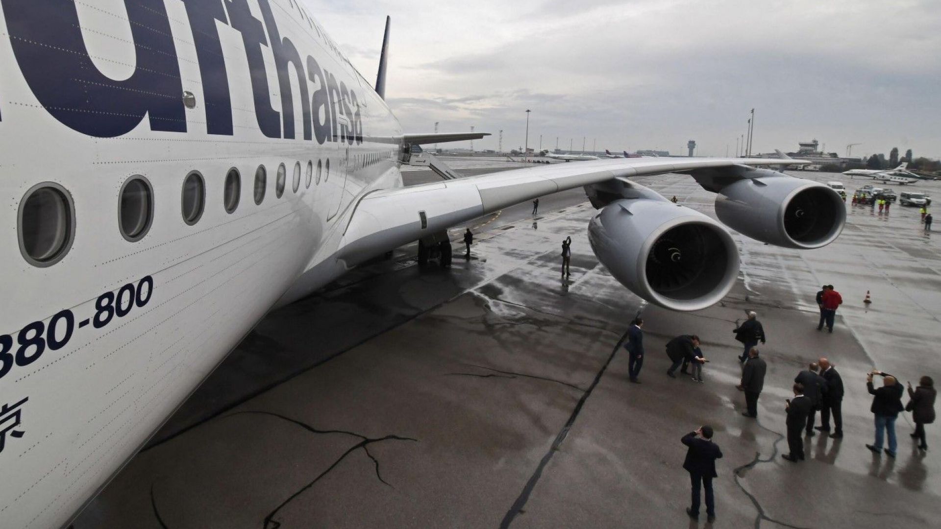 Авиосекторът в България е пред финансов колапс, искат милиони спешна помощ 