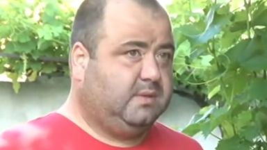 Оцелелият в падналия самолет: Прегърнах детето си, за да го предпазя