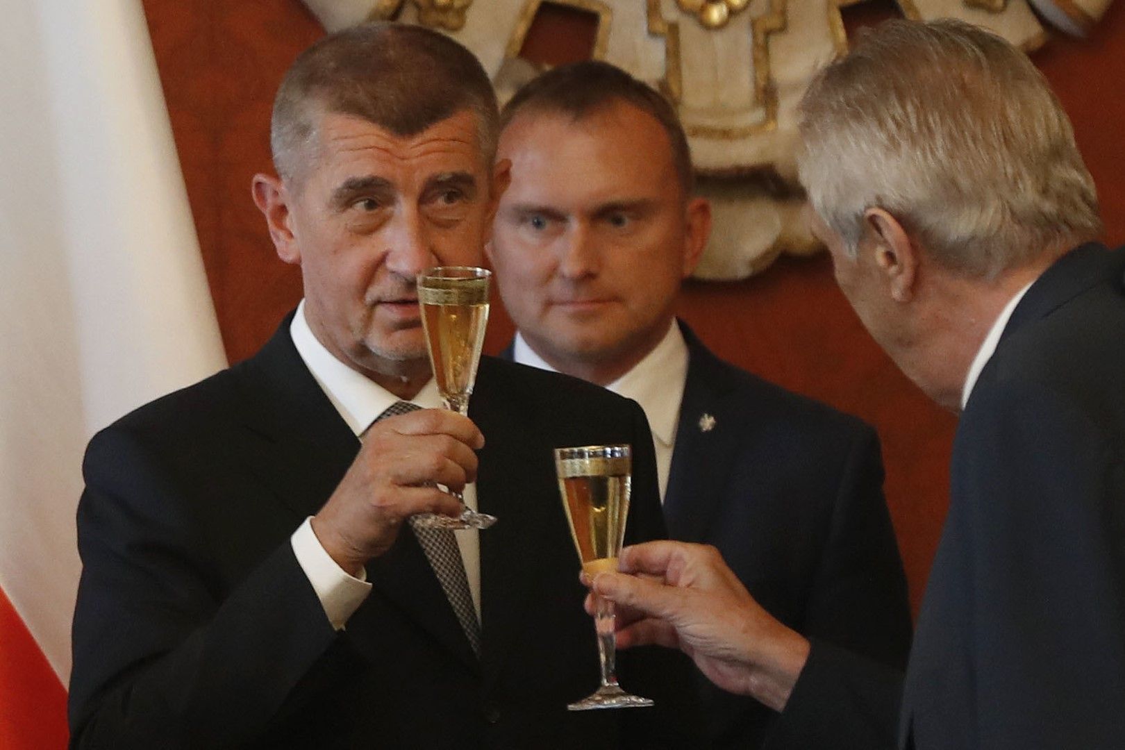 Андрей Бабиш за втори път положи клетва като министър-председател пред чешкия президент Милош Земан 