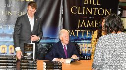 Политическият трилър на Бил Клинтън и Джеймс Патерсън 