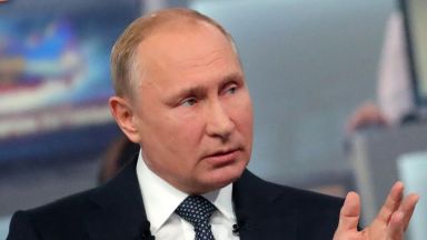 Путин: Русия още не планира изтегляне от Сирия