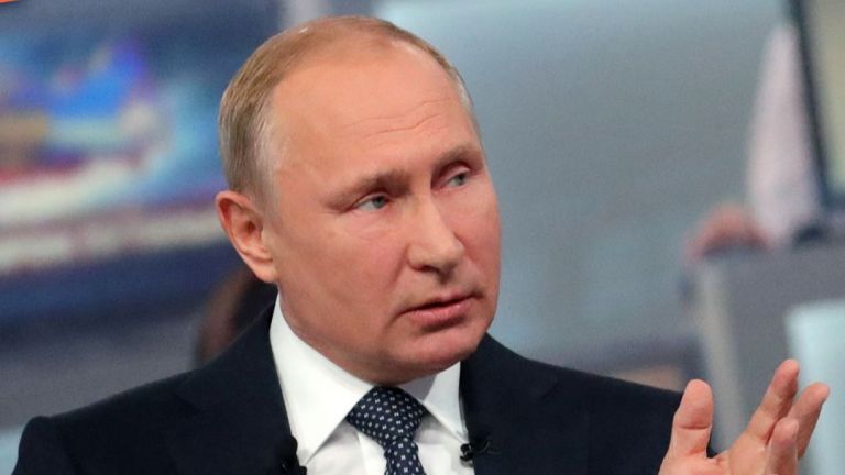 Рейтингът на Путин пада заради скъпите горива и пенсионната реформа