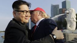 Имитатори на Тръмп и Ким всяха смут в Сингапур