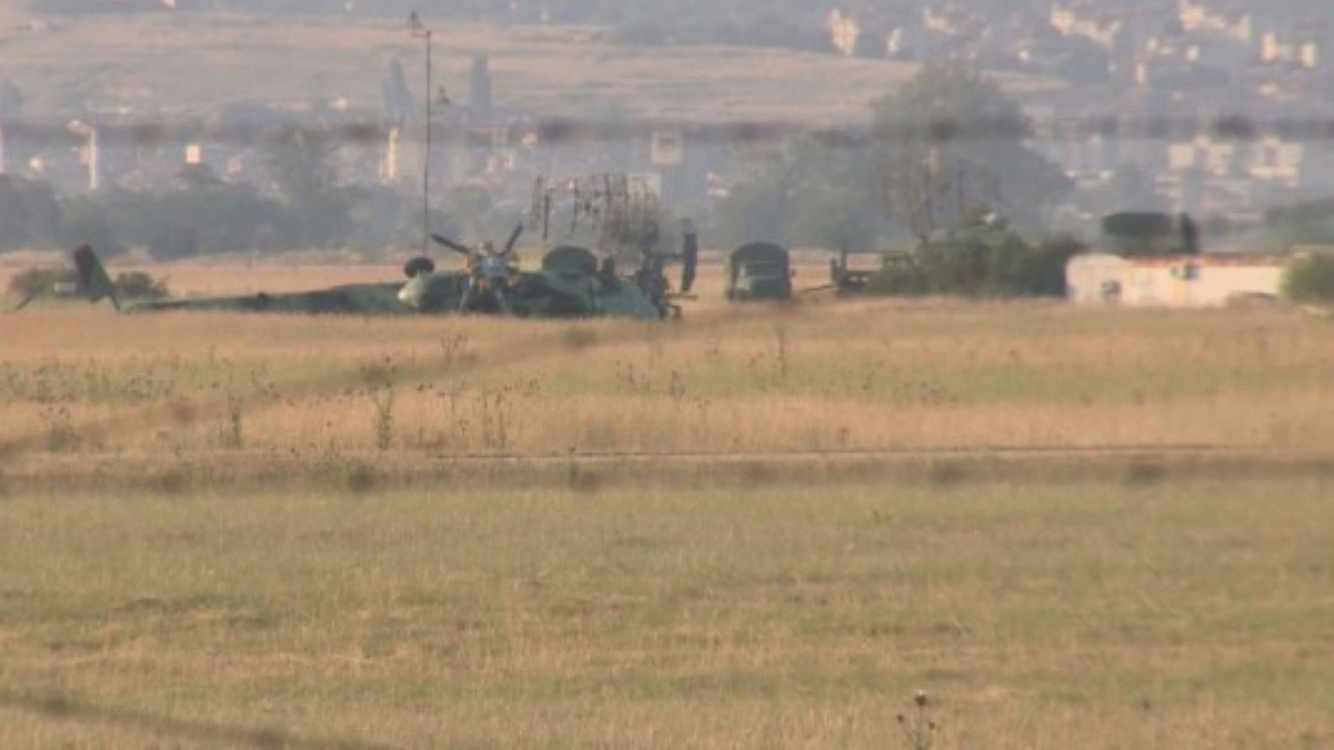 Хеликоптер се разби в Източен Непал при лошо време днес