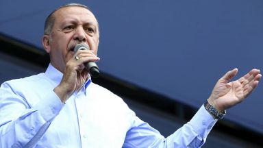 Турция изпадна в икономическа криза и за Ердоган не идват добри дни