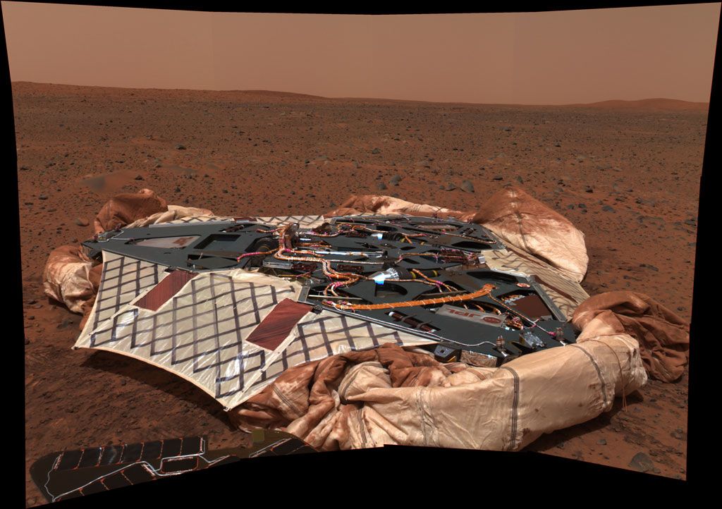 Останки от една от мисиите на НАСА на Марс