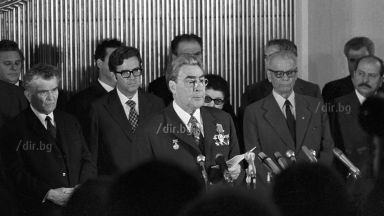 Леонид Брежнев - съветският приятел на Тодор Живков (архивни снимки)