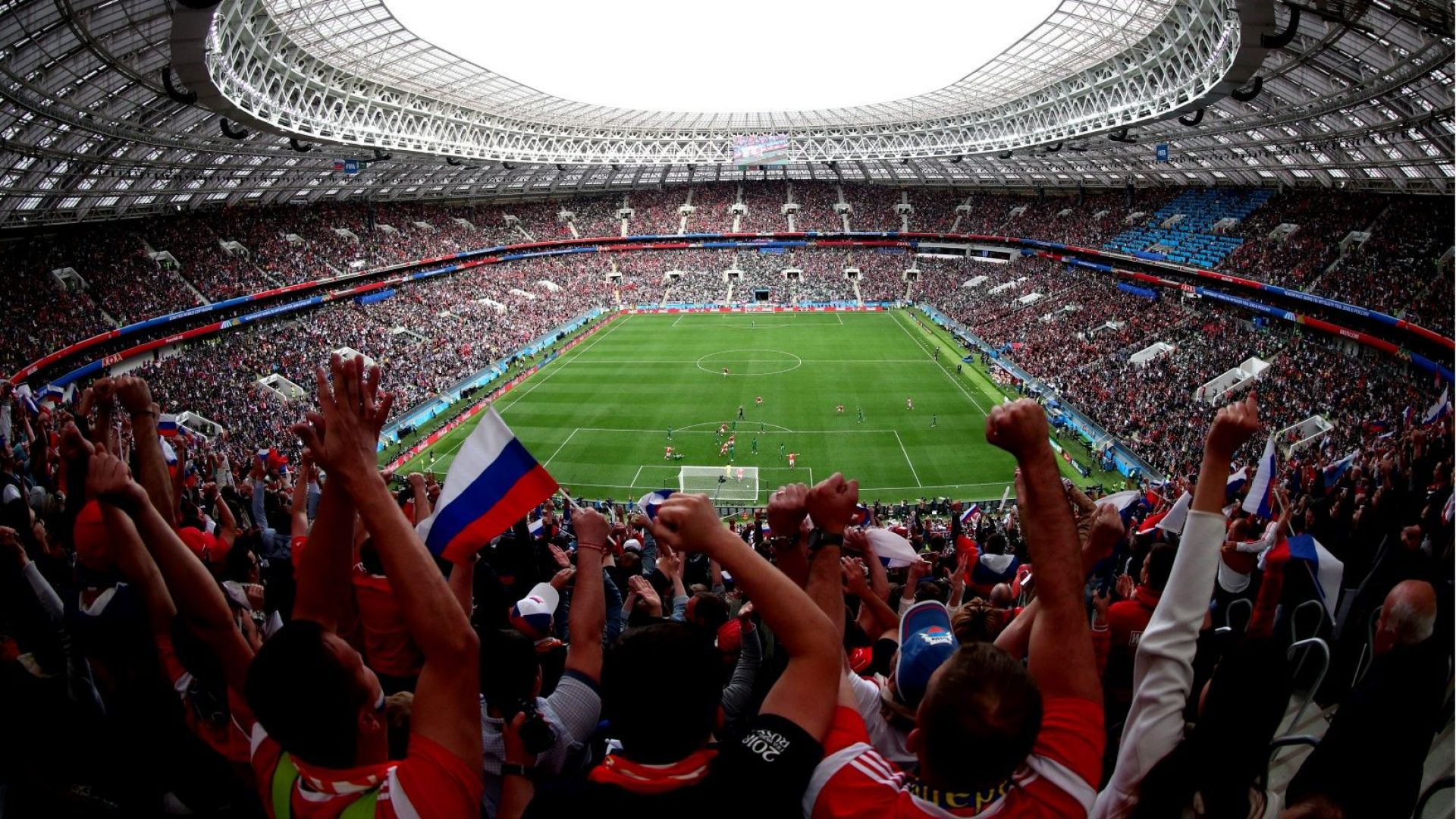 УЕФА сензационно обмисля вариант Евро 2021 да бъде изцяло в Русия