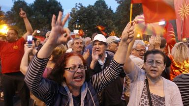 Историк: Има съпротива срещу влизането на Македония в ЕС и НАТО